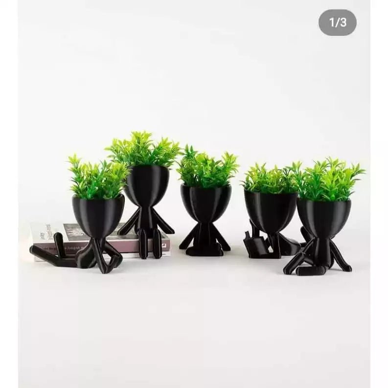 Kit 3 Mini Vasinhos Bob Robert com Flor Artificial – Decoração Criativa e Sustentável