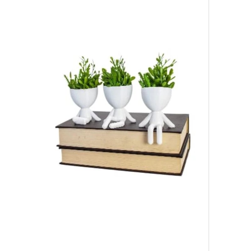 Kit 3 Mini Vasinhos Bob Robert com Flor Artificial – Decoração Criativa e Sustentável