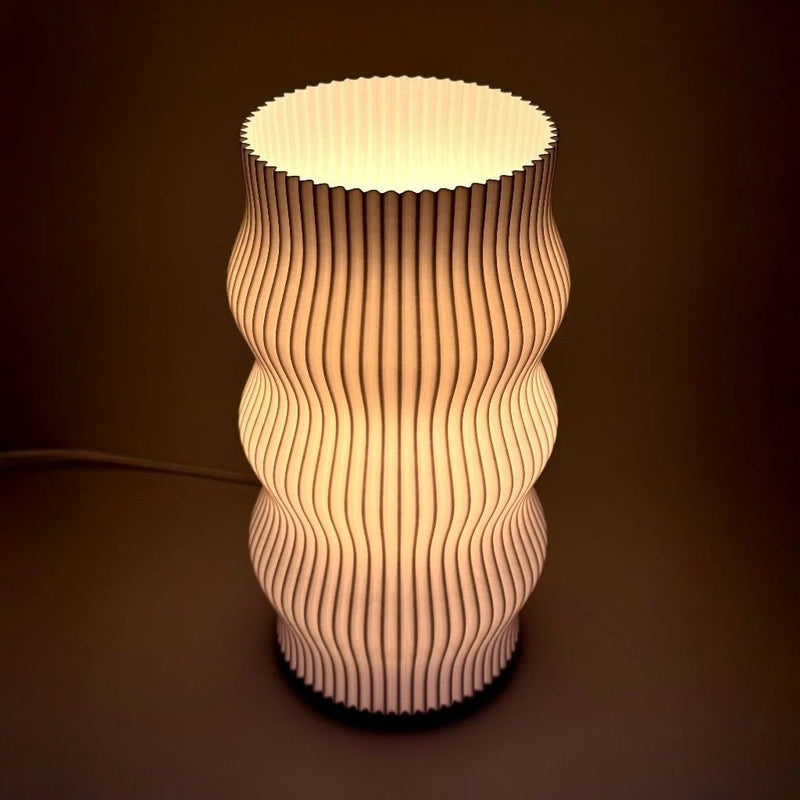 Luminária Opus de Mesa Bivolt – Design Moderno e Elegante